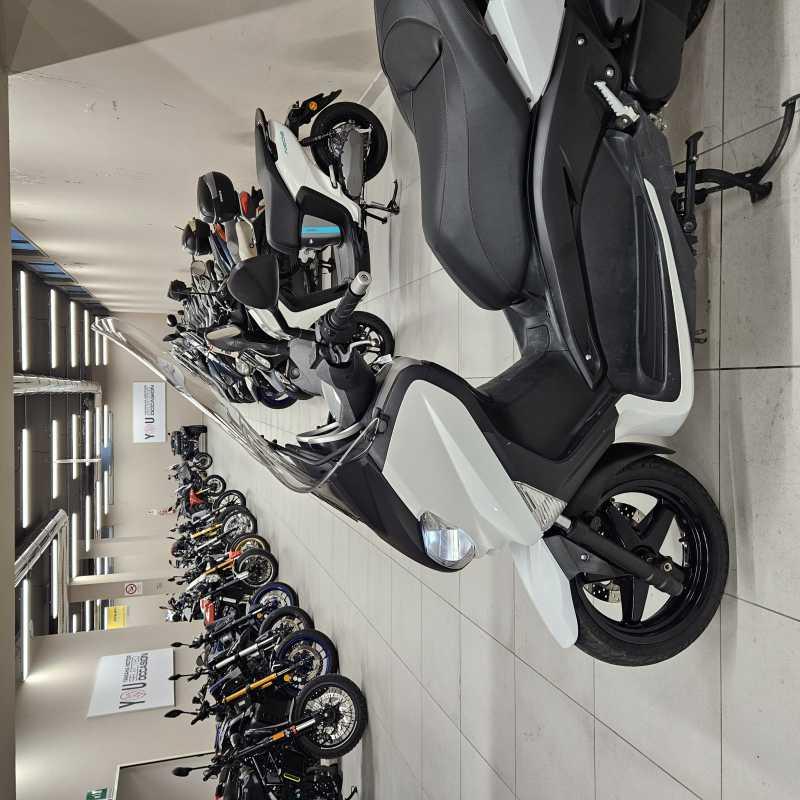 Yamaha X-Max 250 - 2012