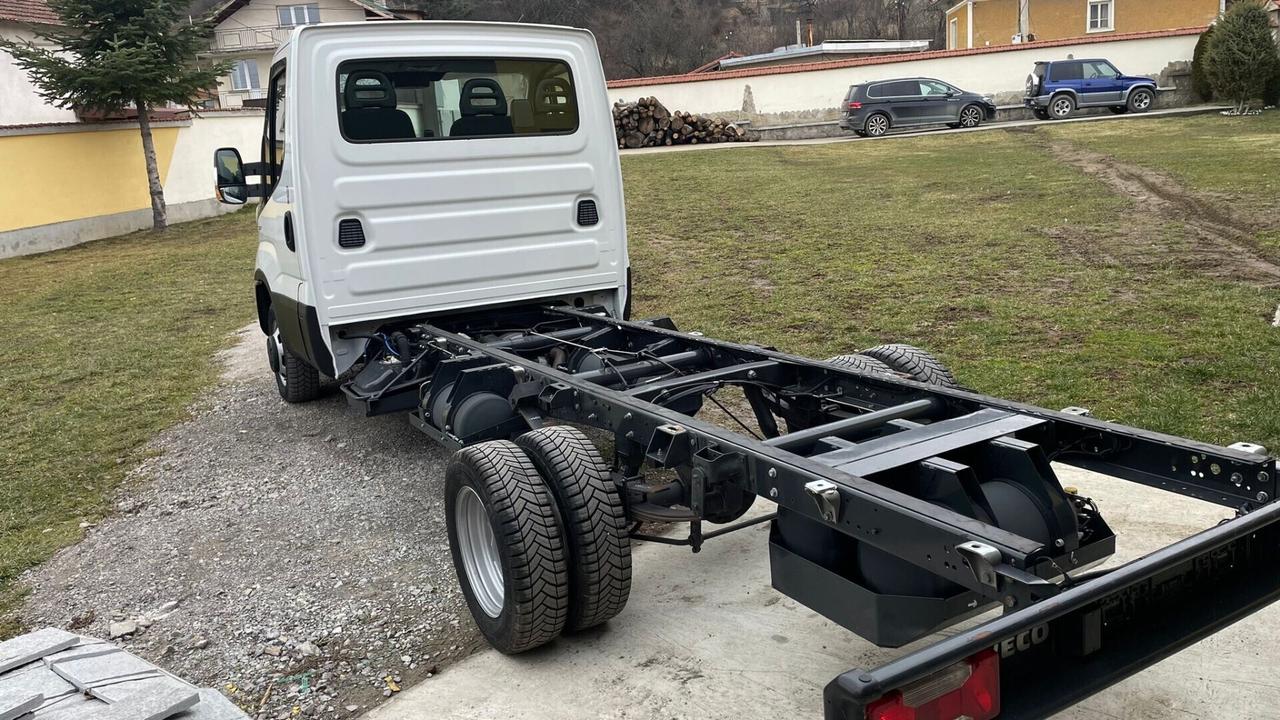 IVECO DAILY GEMELLATO METANO 35C14N