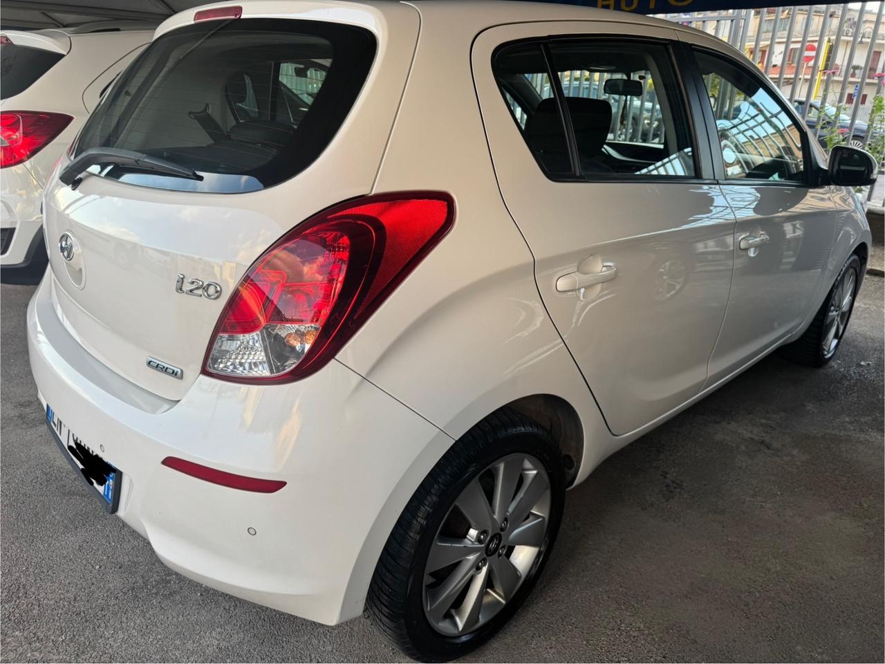 Hyundai i20 1.4 CRDi 5p. Sound Edition