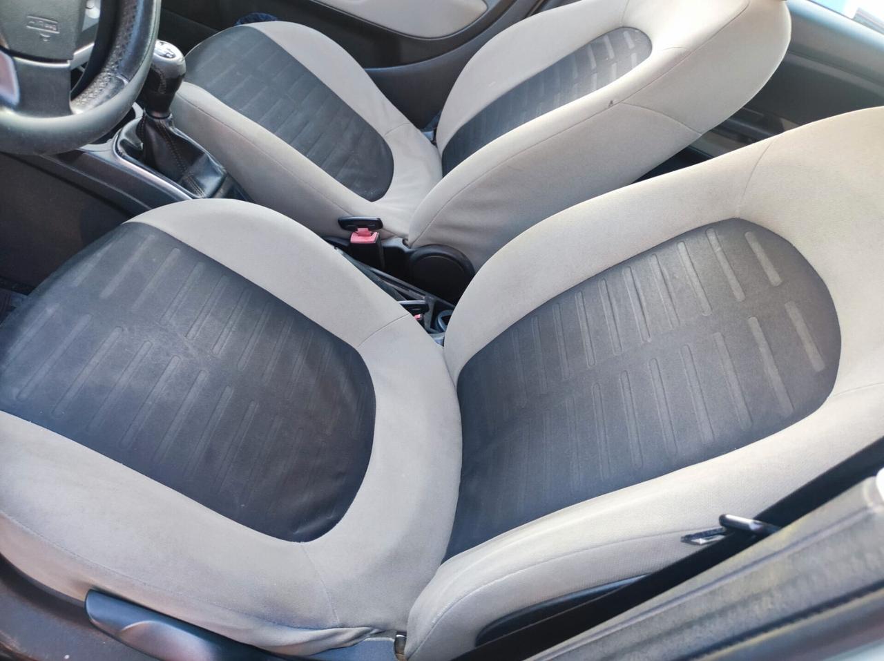 Fiat Grande Punto 1.3 MJT 75 CV 5 porte Dynamic