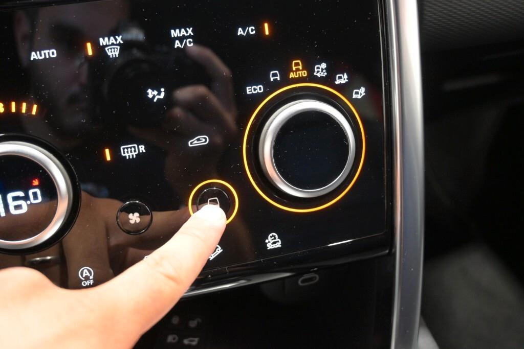 LAND ROVER DISCOVERY SPORT 2.0 TD4 163CV AUTO AWD R-DYNAMIC S ( FARI LED - ADAPTIVE CRUISE - PELLE - NAVI - MIRROR - PDC - TELECAMERA POST. - CERCHI 18 - TETTO BICOLORE )