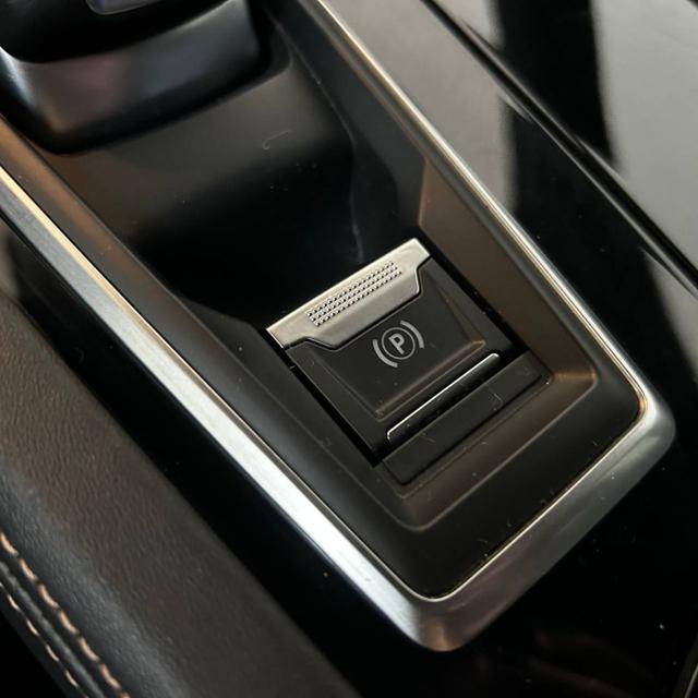 PEUGEOT 508 Plug-in Hybrid 225 e-EAT8 SW GT