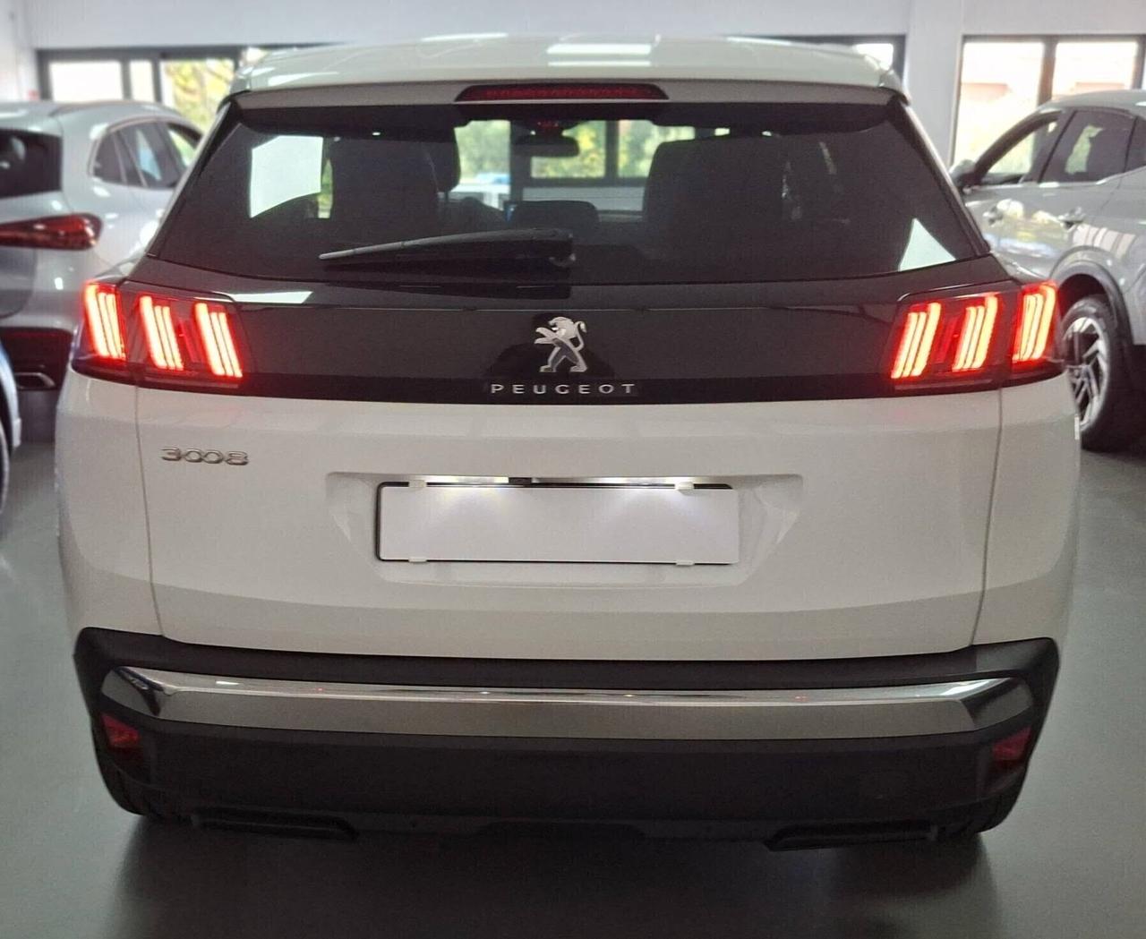 Peugeot 3008 BlueHDi 130 allure pack Automatica