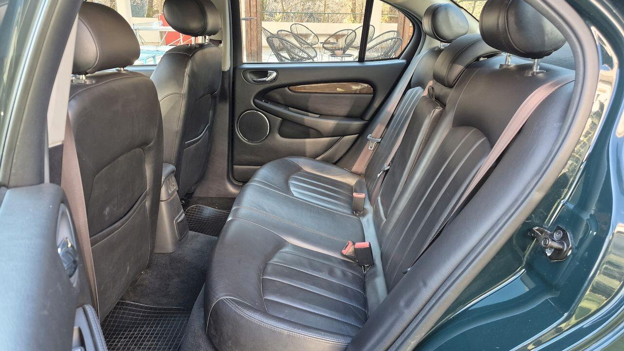 Jaguar X-Type 2.5 V6 AWD Executive – 2002