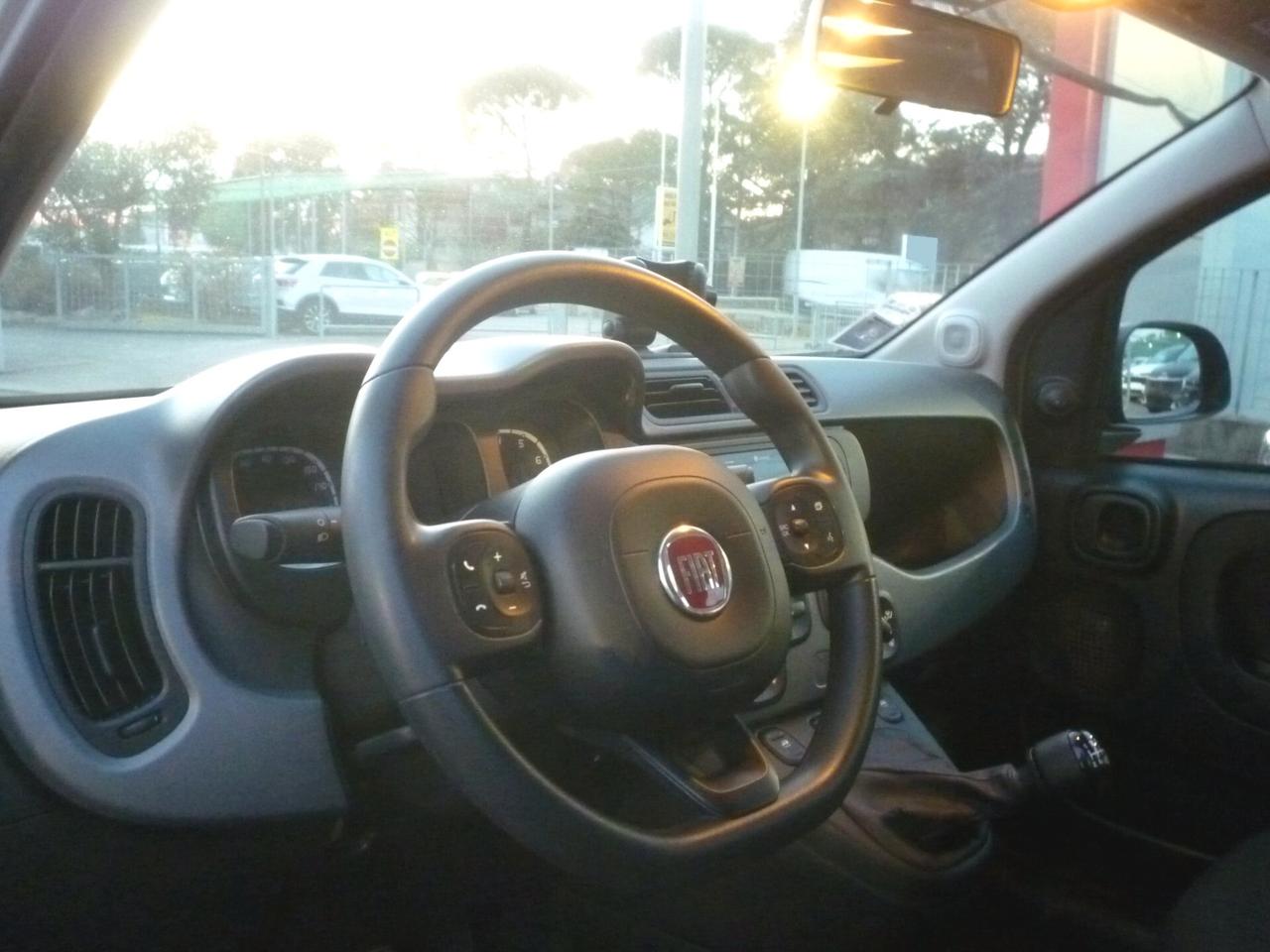 FIAT Panda 1.0 Hybrid 70 CV City Cross GRIGIO 2020