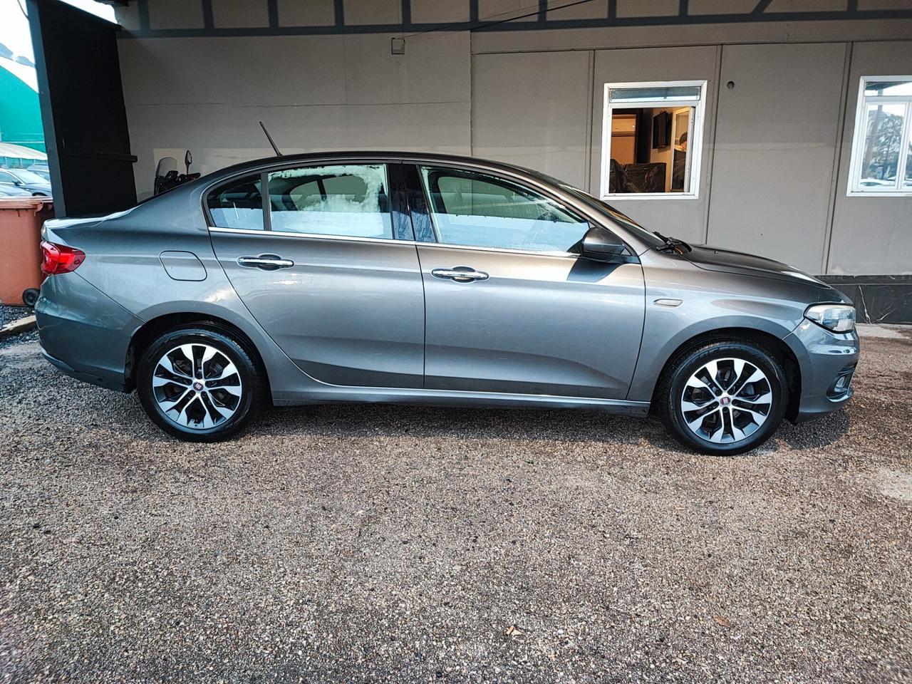 Fiat Tipo 1.6 Mjt 4 porte Lounge