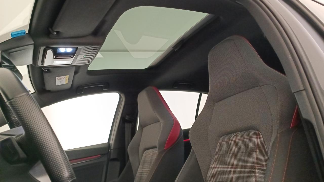 VOLKSWAGEN Golf 2.0 tsi GTI 245cv dsg