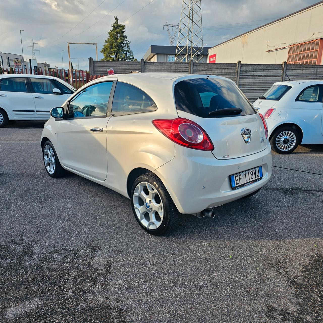 Ford Ka Ka+ 1.2 8V 69CV TITANIUM GRANDINATA