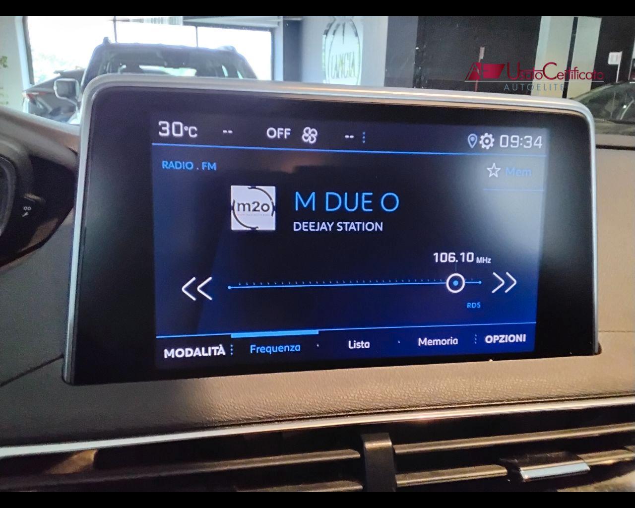 PEUGEOT 3008 BlueHDi 130 S&S Active Pack