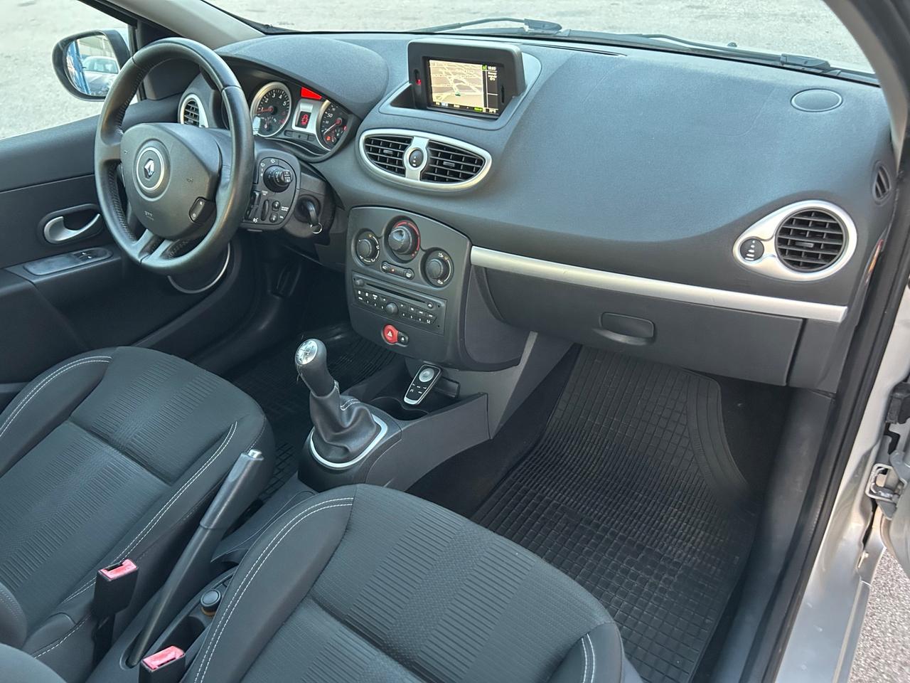 Renault Clio 1.2 benzina 75 cavalli 2011