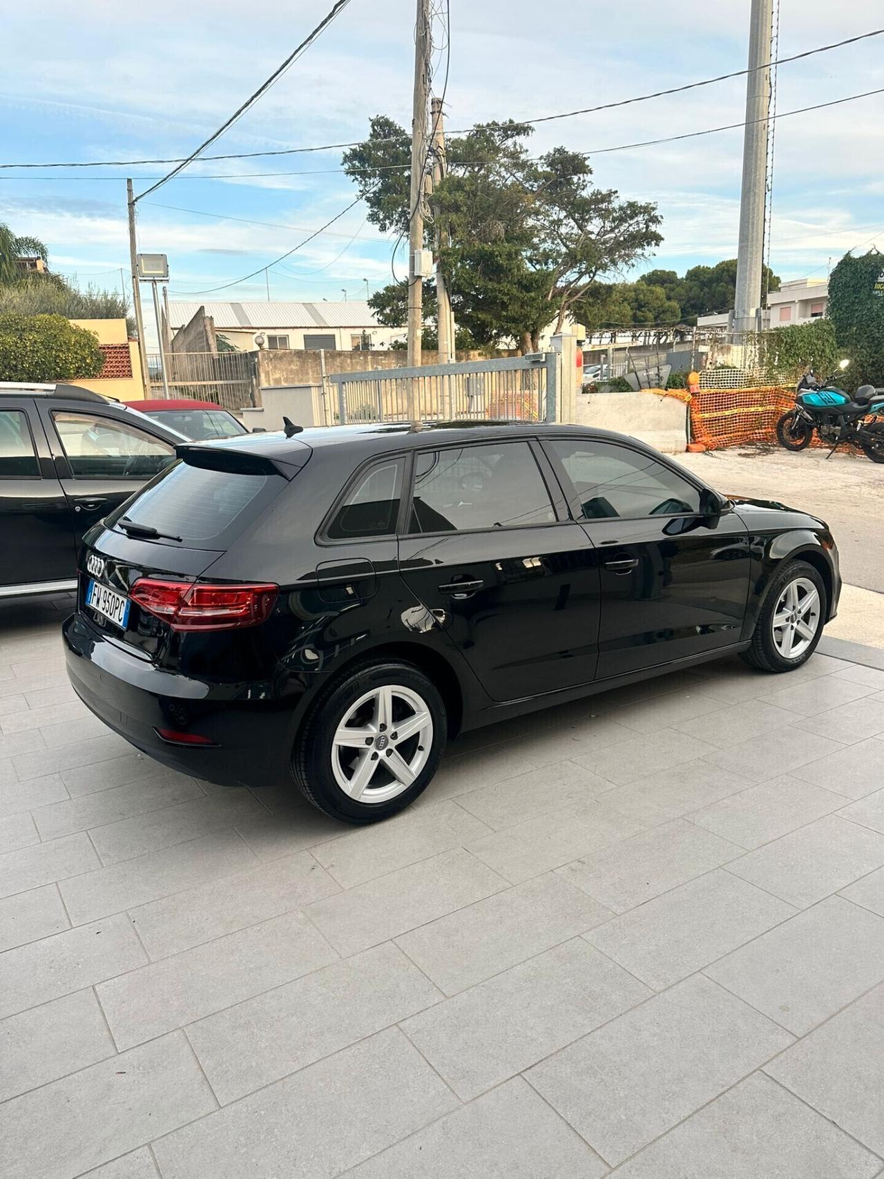 Audi A3 SPB 30 TDI Business