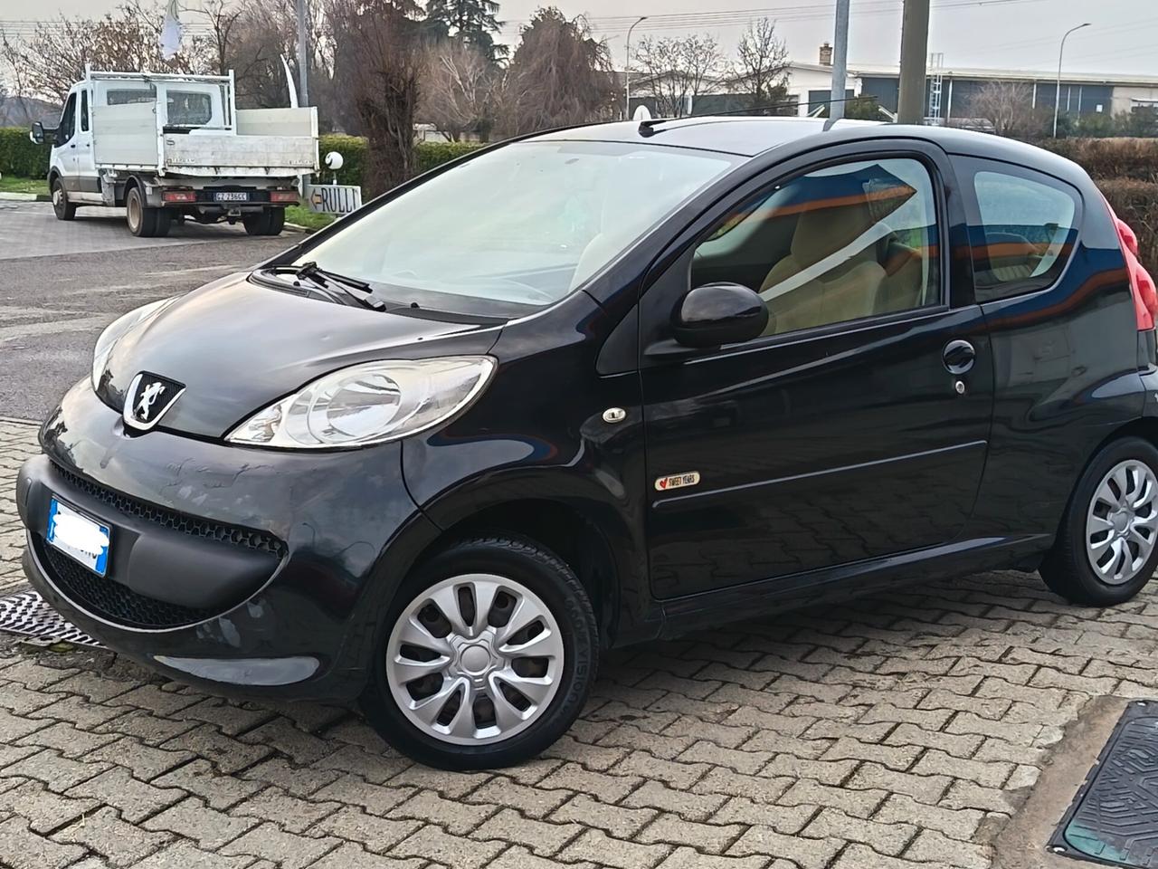 Peugeot 107 1.0 68CV 3p. Sweet Years