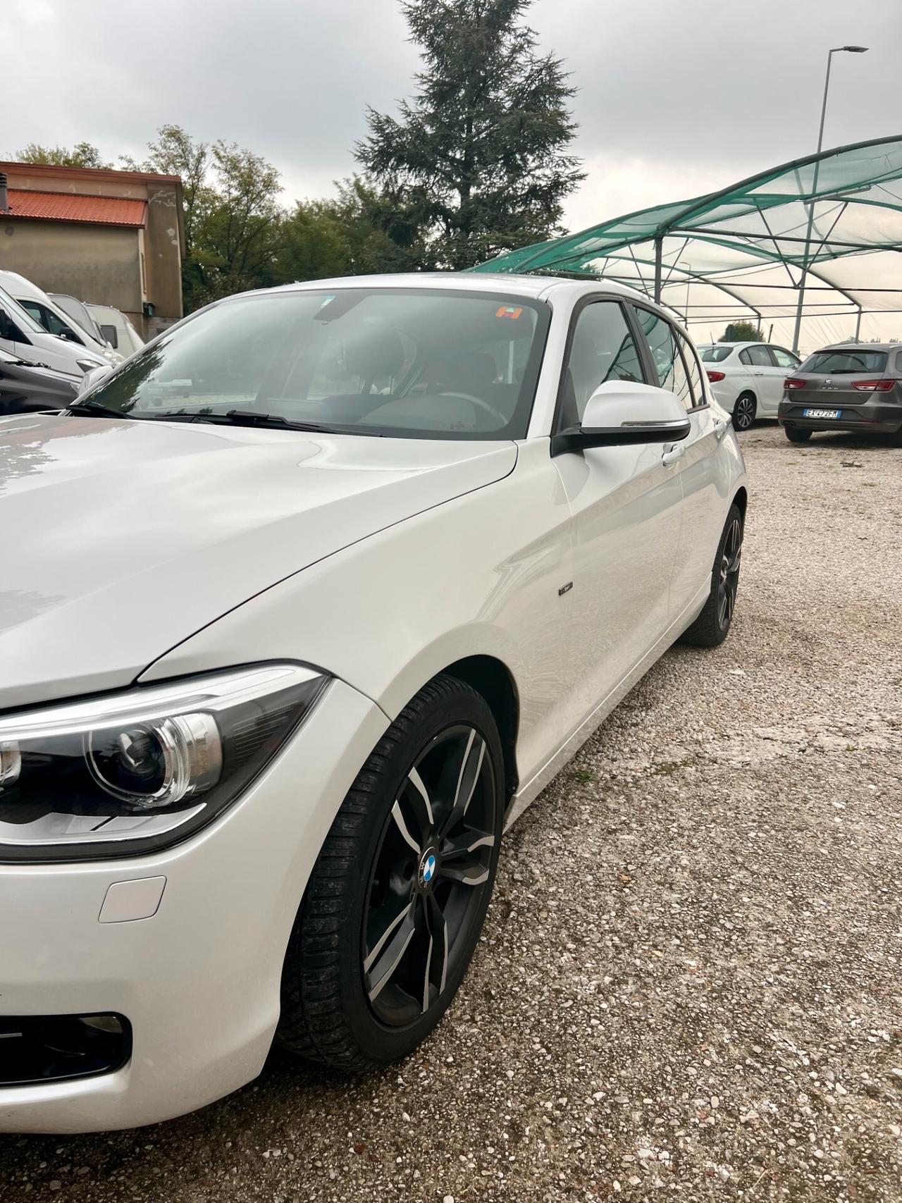 Bmw 118 120d 5p. Sport