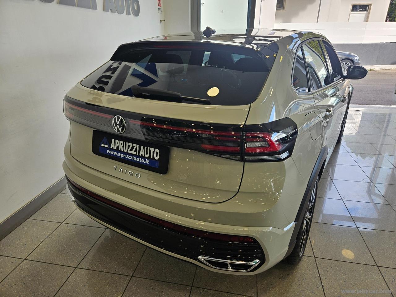 VOLKSWAGEN Taigo 1.0 TSI 115 CV DSG R-Line