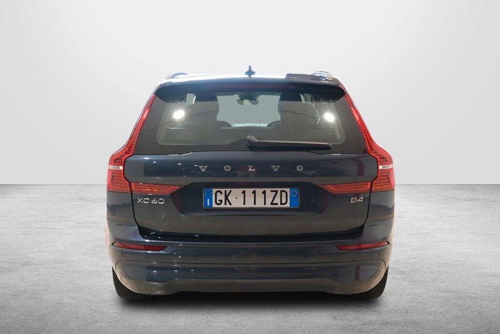 VOLVO XC60 2.0D 197CV B4 (D) AUTOMATIC BUSINESS SPORT ( FARI LED - COCKPIT - CARPLAY - CRUISE - SENSORI POST. - CERCHI 18)