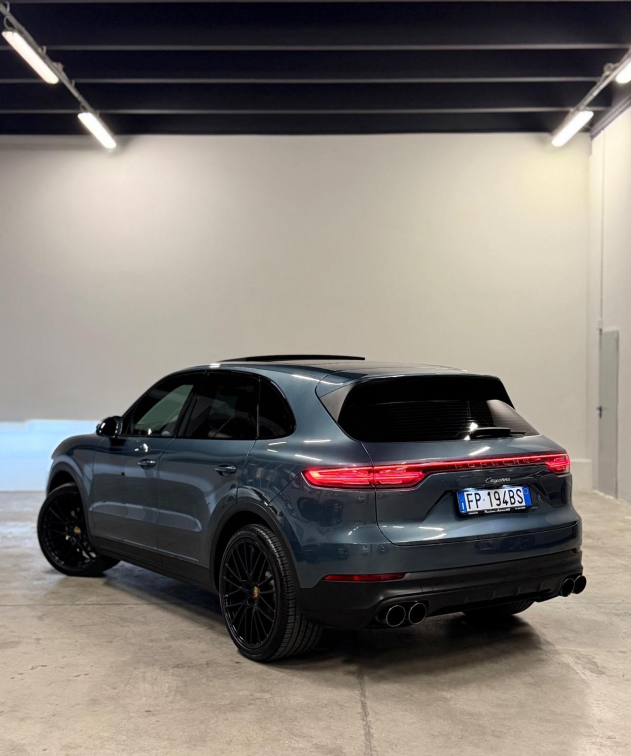 Porsche Cayenne 3.0 V6