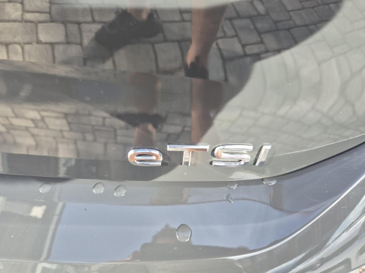 Volkswagen Golf 1.5 eTSI 115 CV DSG Life - OK NEOPATENTATO