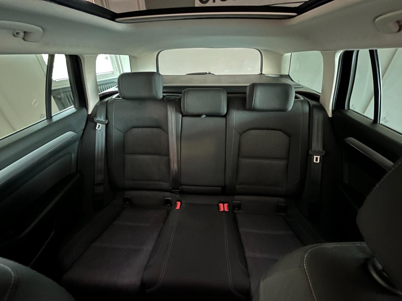 Volkswagen Passat Variat1.6 Tdi Automatica DSG 18"