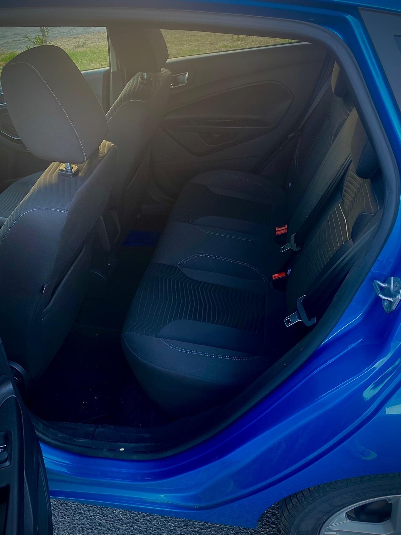 Ford Fiesta 1.5 TDCi 75CV 5 porte Titanium