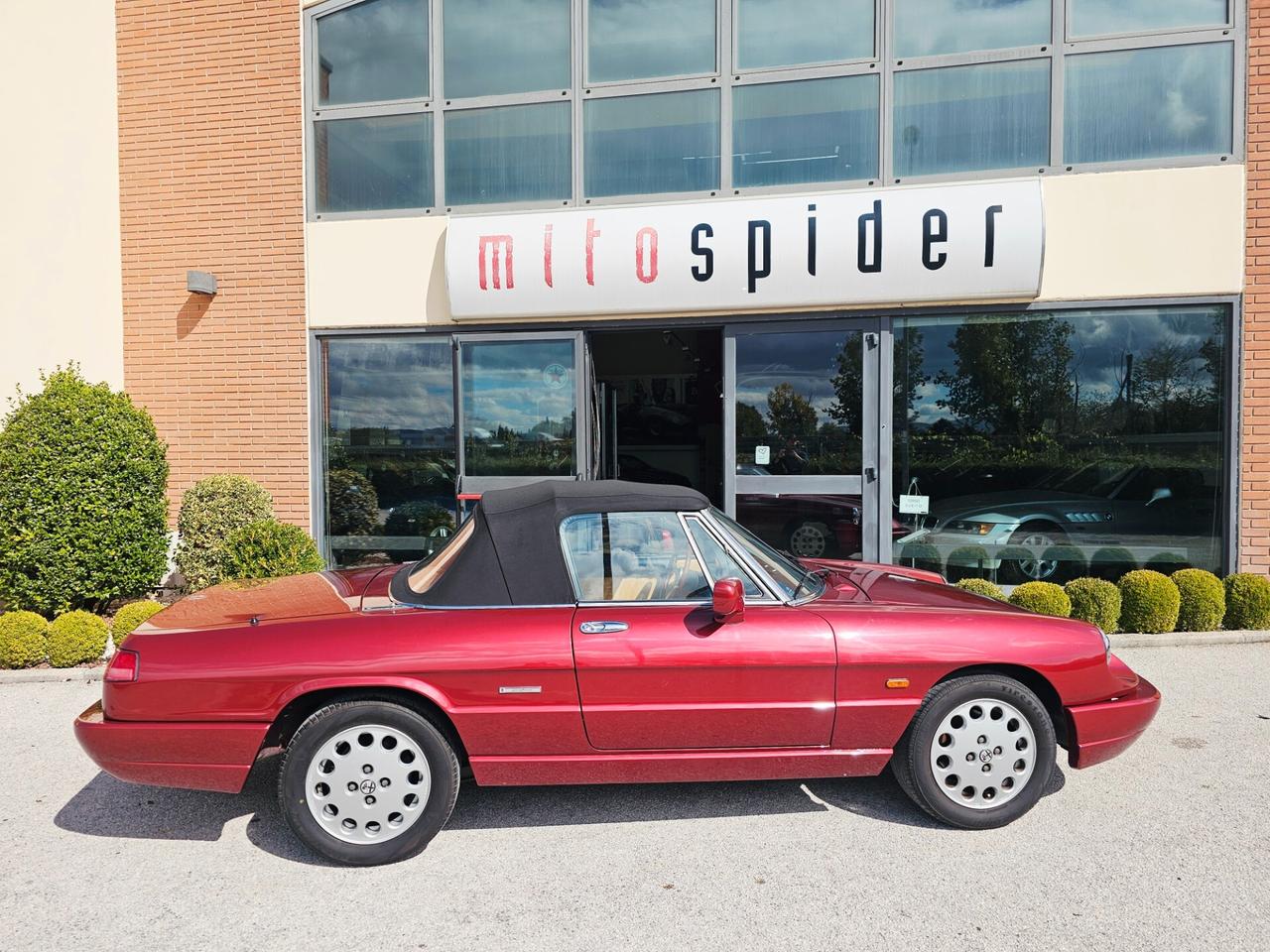 Alfa Romeo Spider 2.0i ITALIANA TARGA ORO ASI