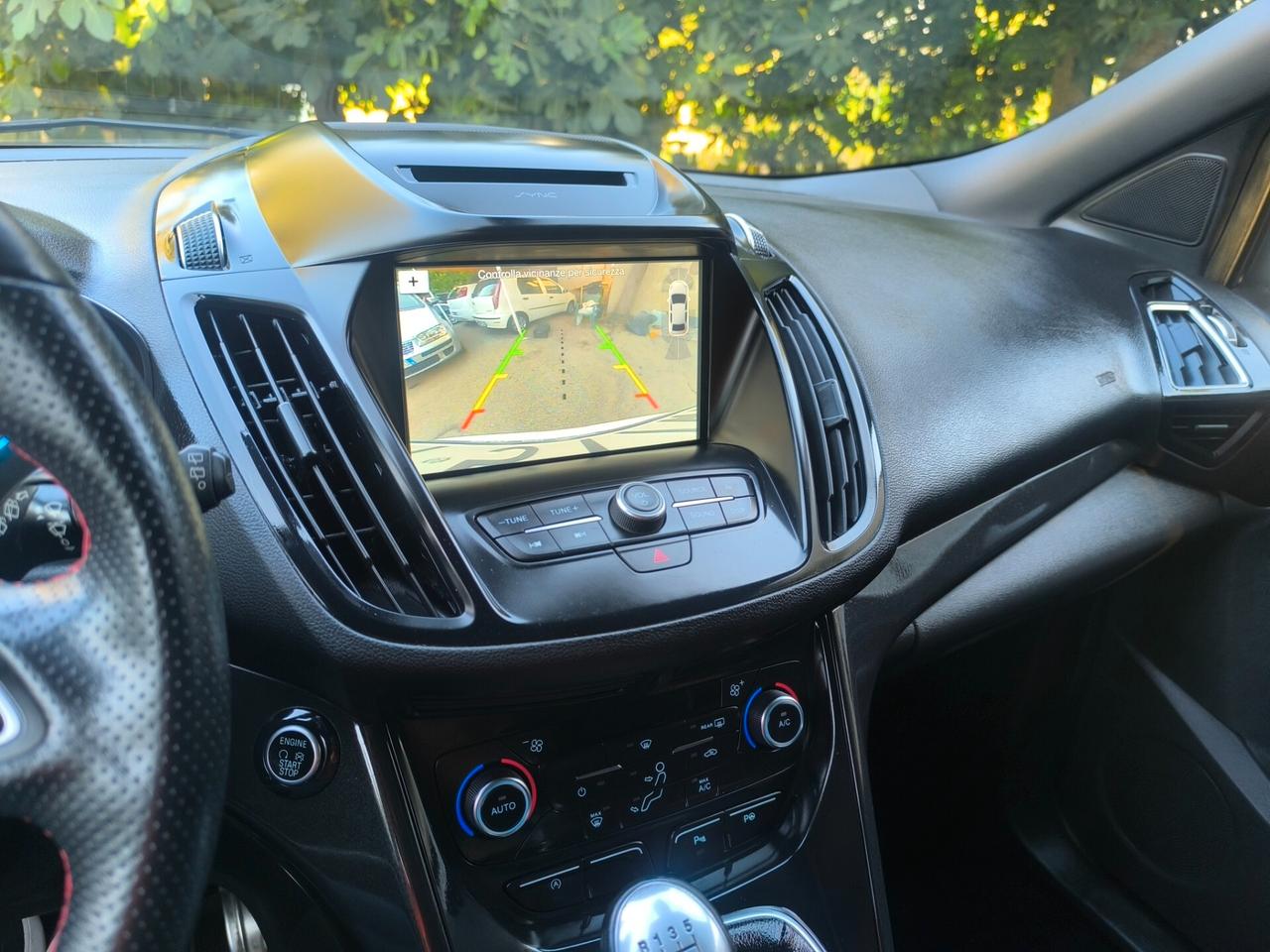 Ford Kuga 1.5 TDCI 120 CV S&S 2WD ST-Line