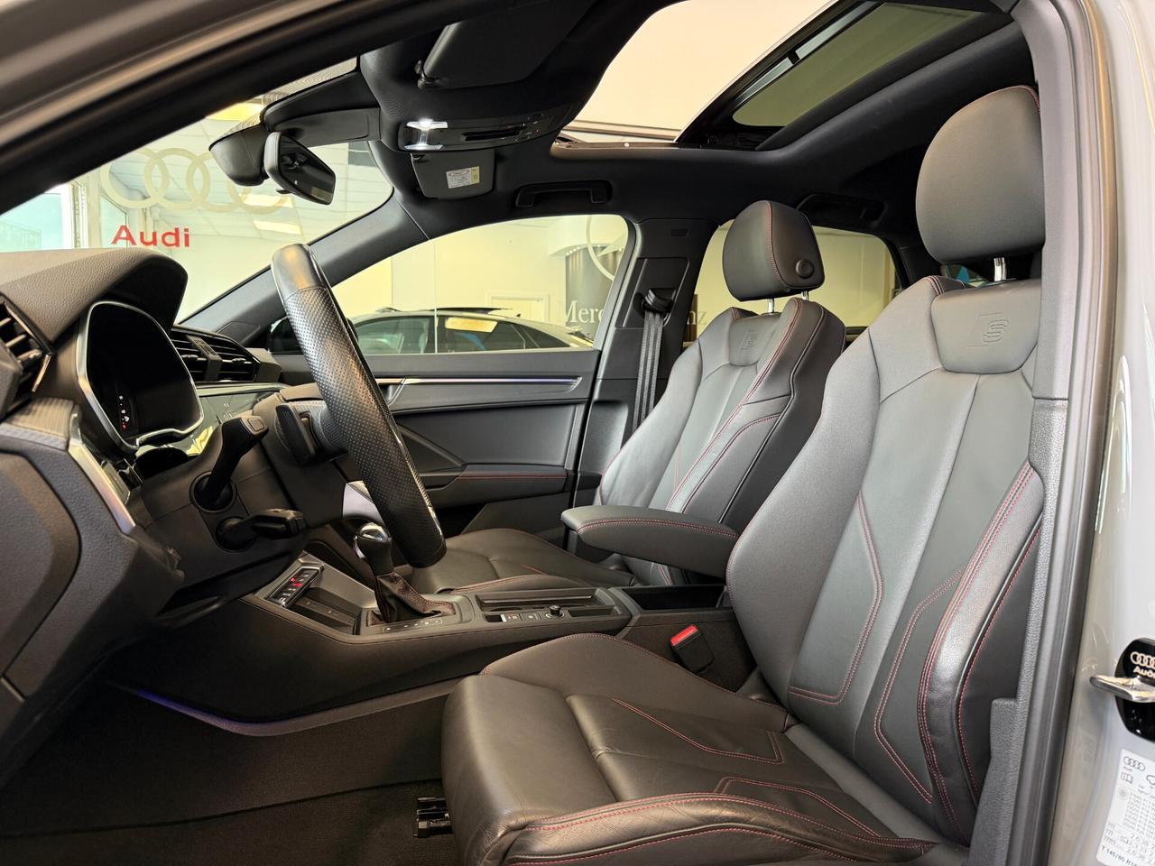 Audi Q3 SPB 40 TDI quattro S tronic Identity Black