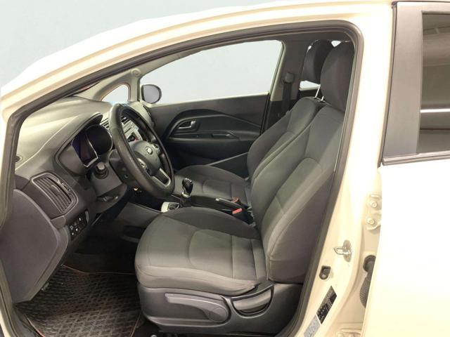 KIA Rio 1.1 CRDi 5p. Cool