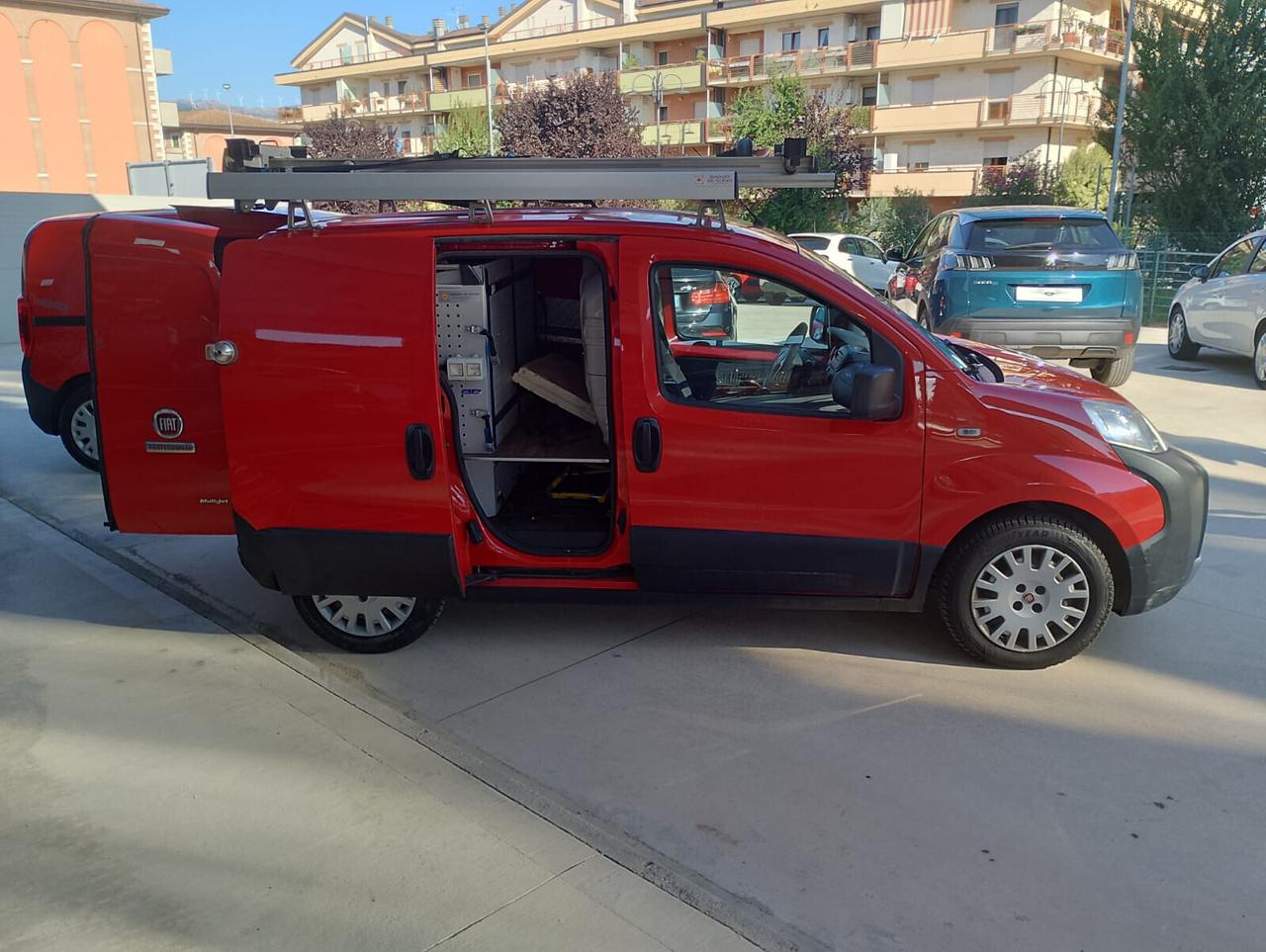 Fiat Fiorino 1.3 MJT 95CV Adventure 2 posti