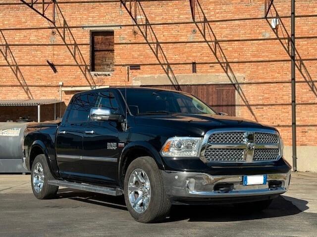 DODGE RAM 1500 5.7L V8 LARAMIE 4x4