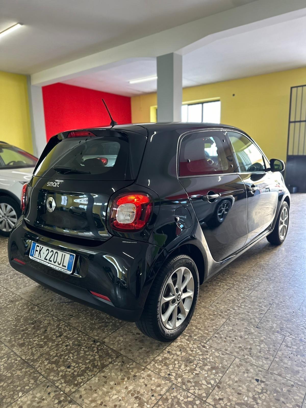 Smart ForFour 70 1.0 Prime