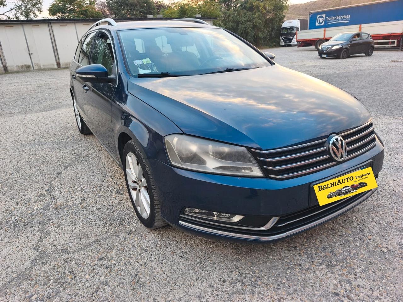 Volkswagen Passat 2011---2.0 Diesel