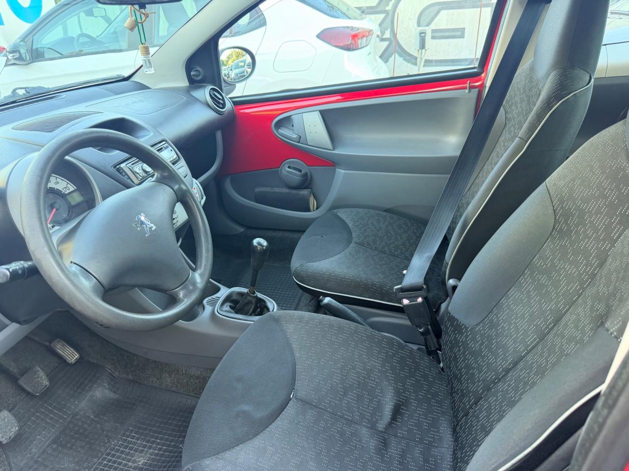 Peugeot 107 1.0 68CV