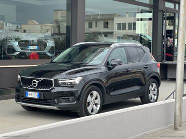 VOLVO XC40 D4 AWD Geartronic Business