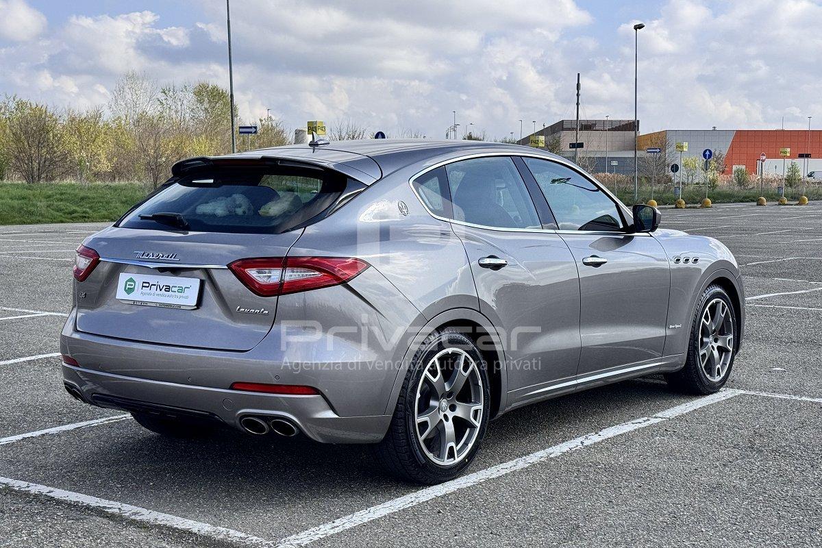 MASERATI Levante V6 Diesel AWD