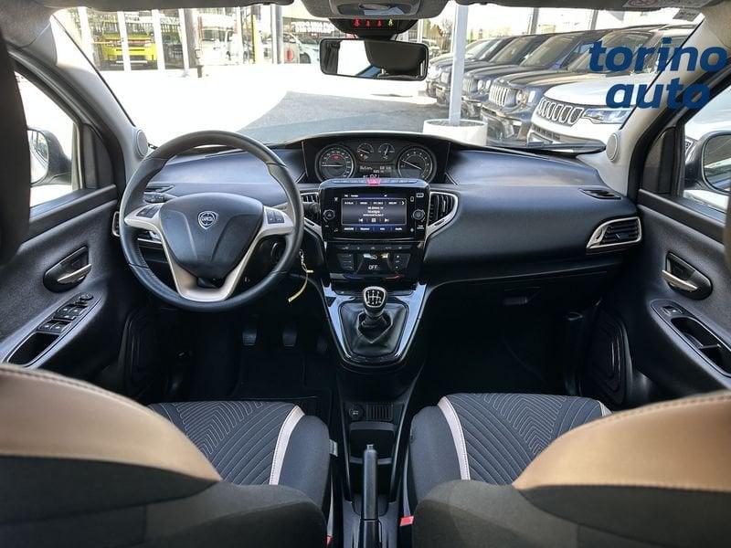 Lancia Ypsilon 1.0 FireFly 70cv Hybrid Alberta Ferretti