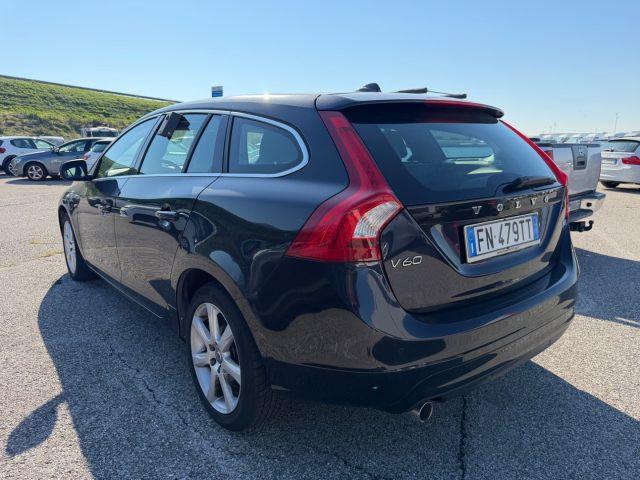 VOLVO V60 D3 Geartronic Business