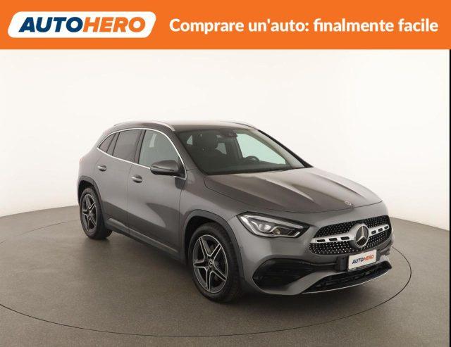 MERCEDES-BENZ GLA 200 d Automatic Premium