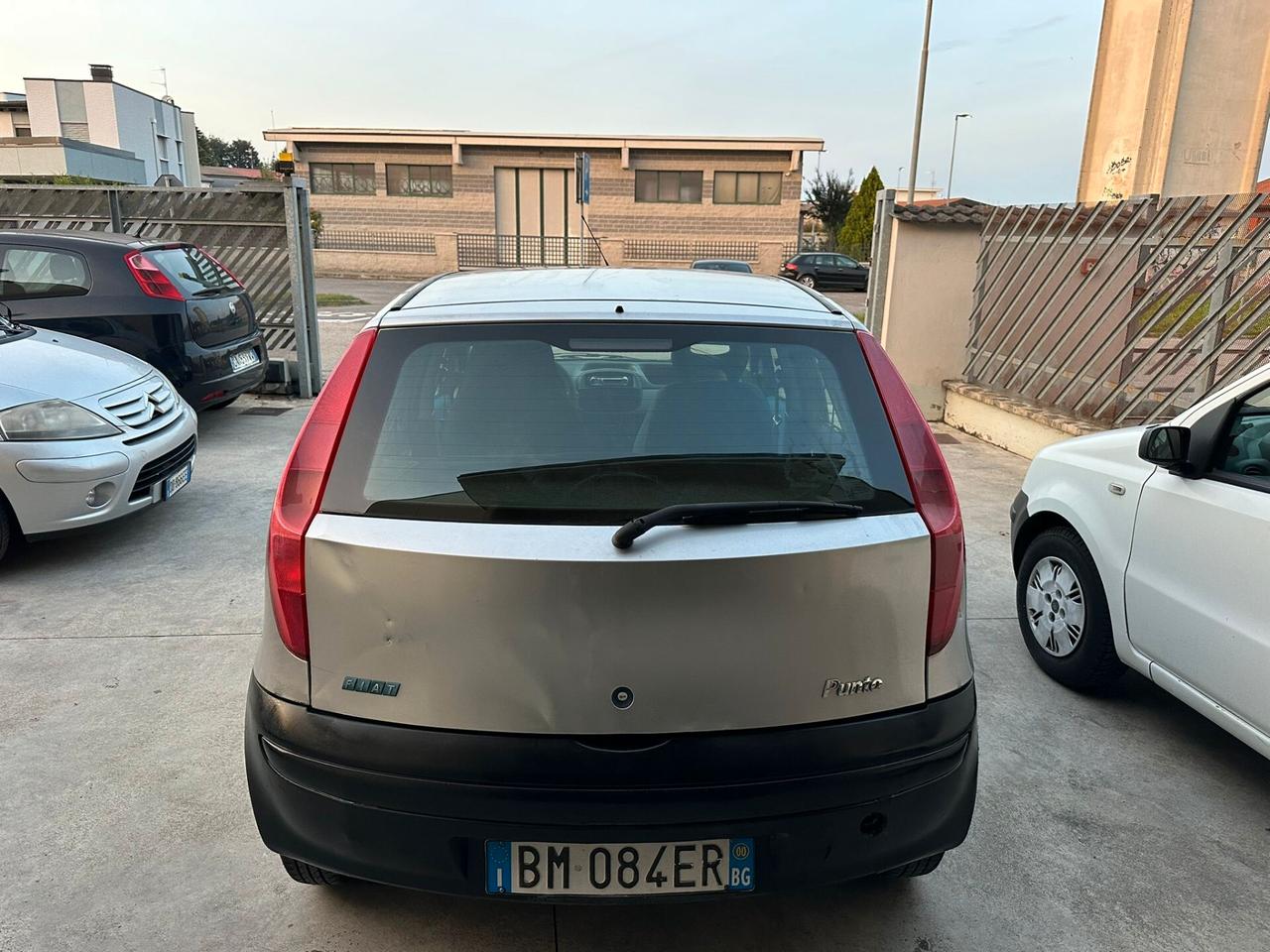 Fiat Punto 1.2i cat 5 porte