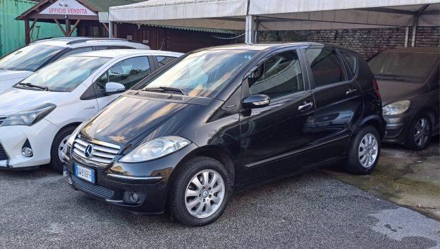 MERCEDES-BENZ A 180 CDI