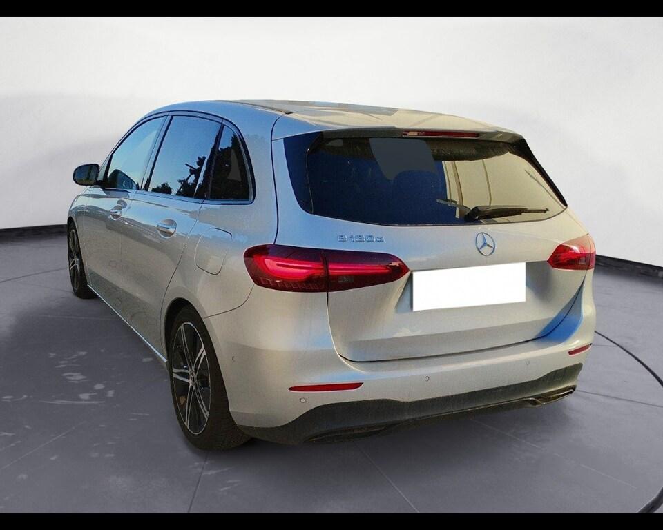 Mercedes Classe B 180 180 D Premium Plus AMG Line 8G-DCT