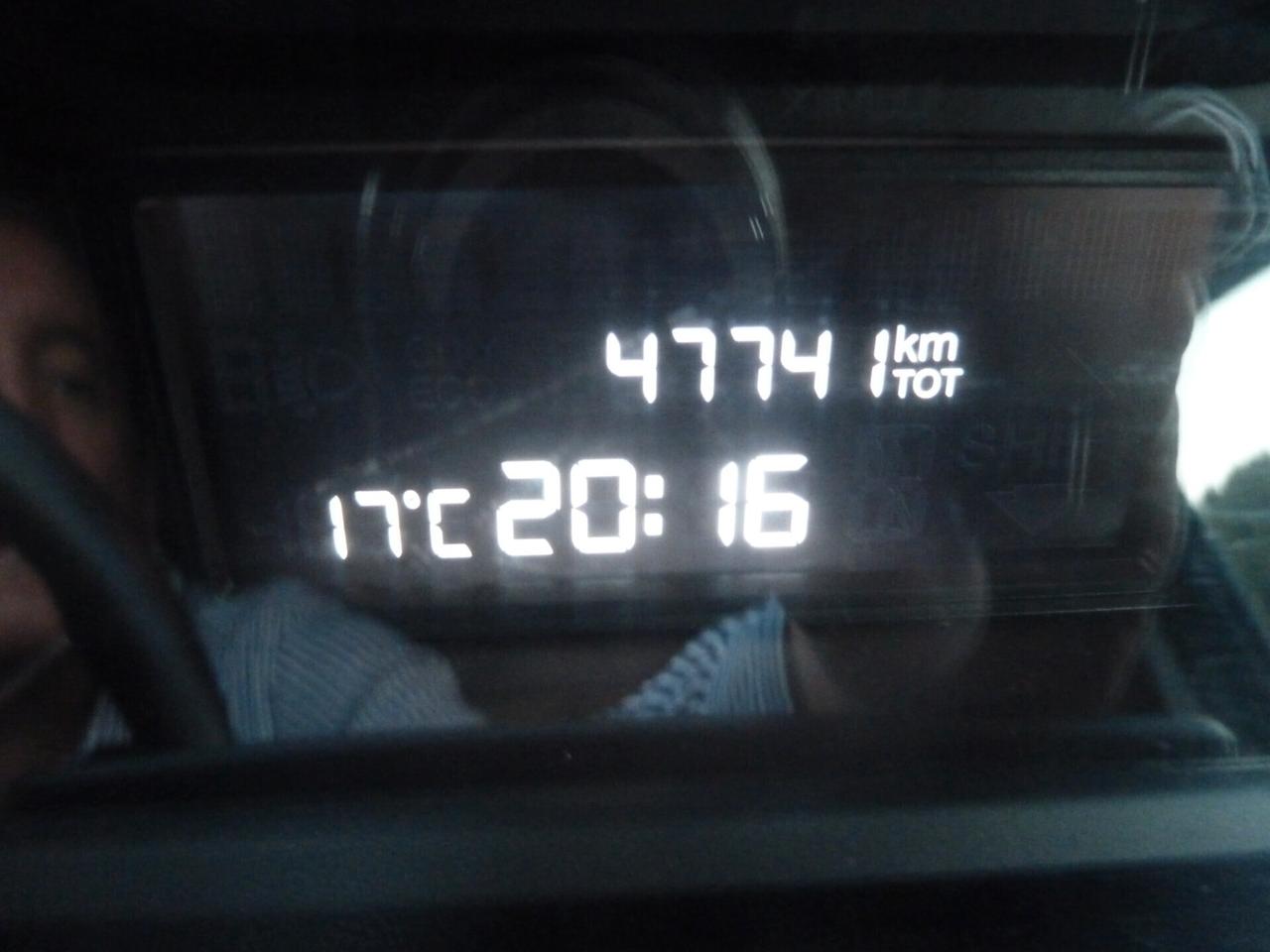 Lancia Ypsilon 1.0 FireFly 5 porte Hybrid UnYca