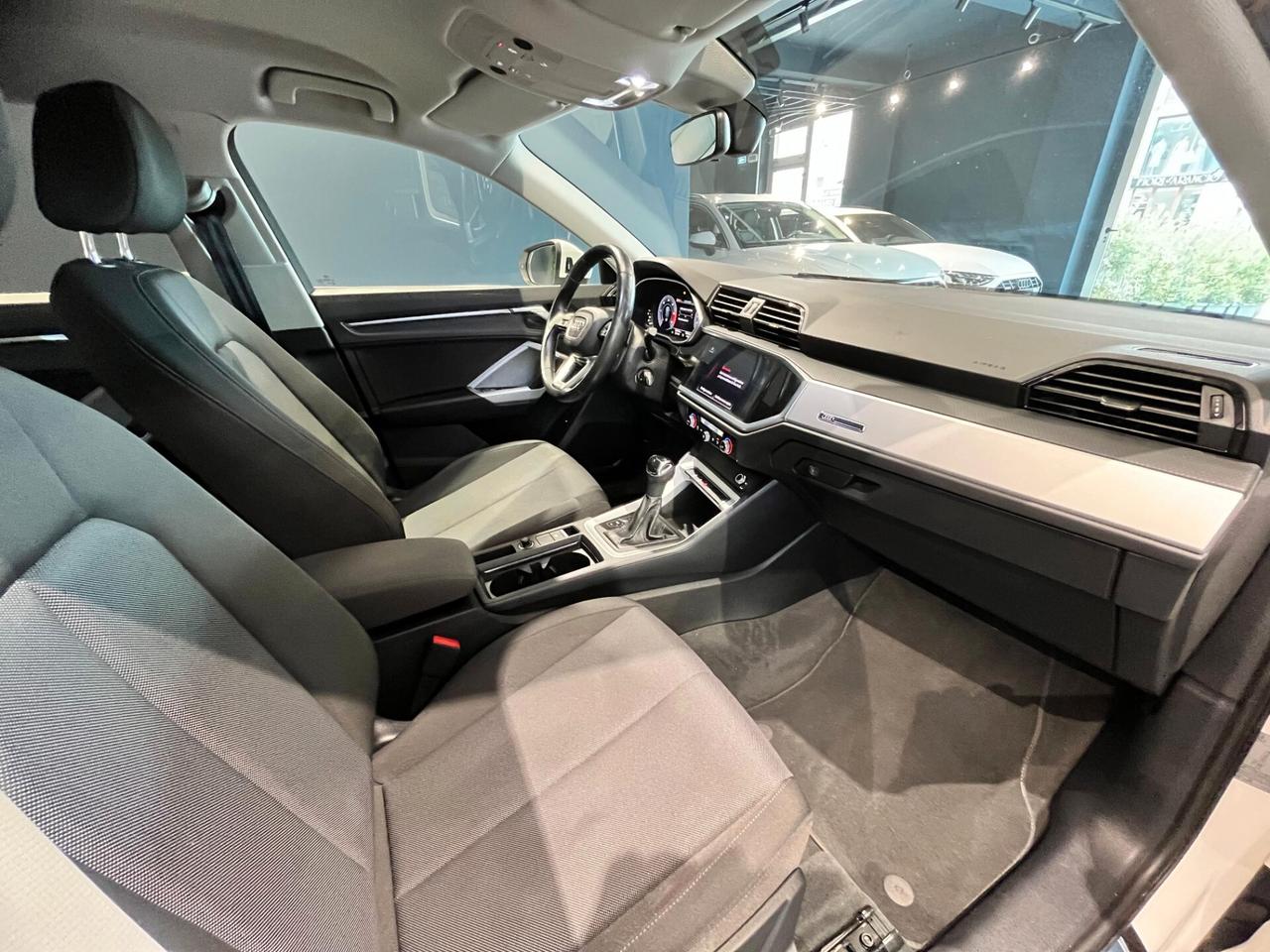 Audi Q3 35 TDI S tronic Business Advanced
