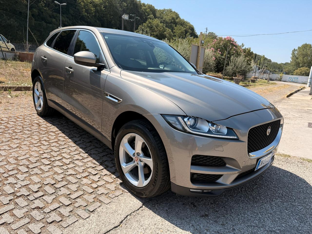 Jaguar F-Pace 2.0 D 180 CV AWD aut. Portfolio
