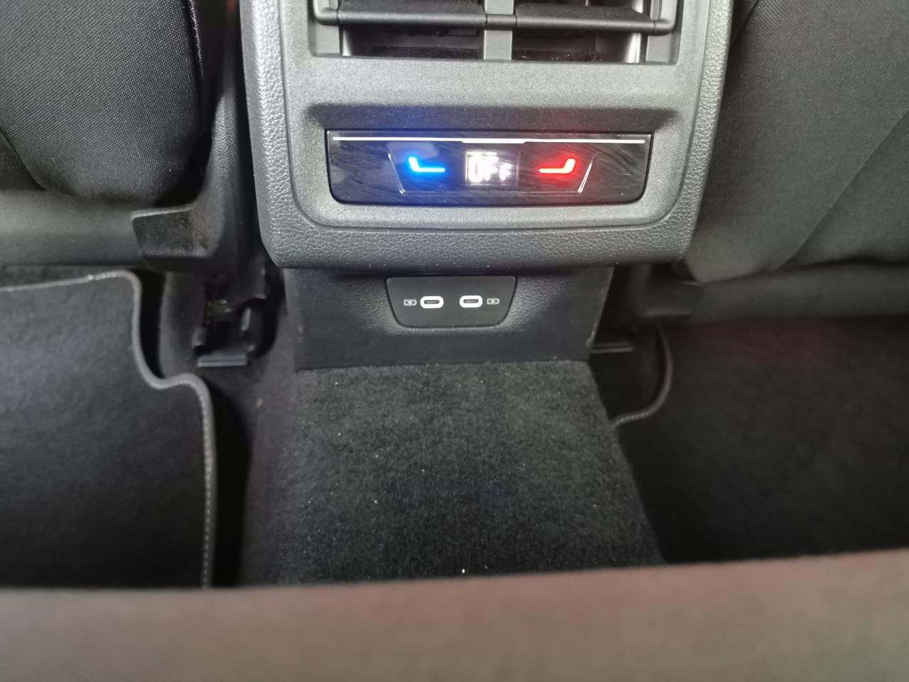 Volkswagen Golf 2.0 TDI DSG SCR Style