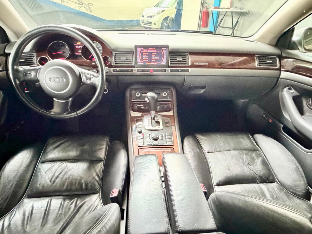 Audi A8 4.2 V8 TDI F.AP. quattro tiptronic