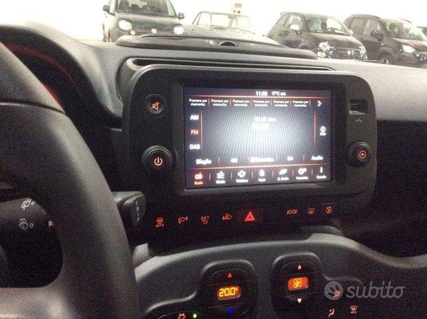 FIAT Panda 1.0 70cv CROSS HYBRID