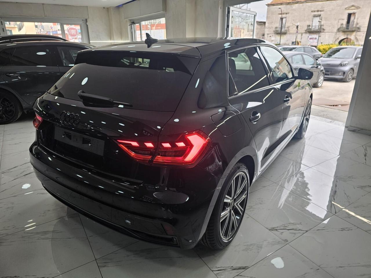 Audi A1 SPB 30 TFSI S tronic Identity Black
