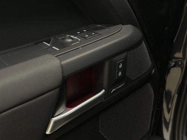 LAND ROVER Defender 90 3.0D I6 200 CV AWD Auto X-Dynamic SE