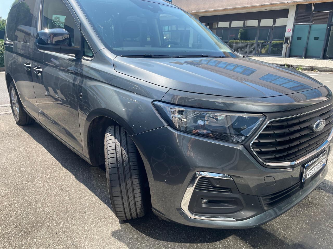 Ford Tourneo Connect 2.0 EcoBlue 122 CV Powershift Titanium