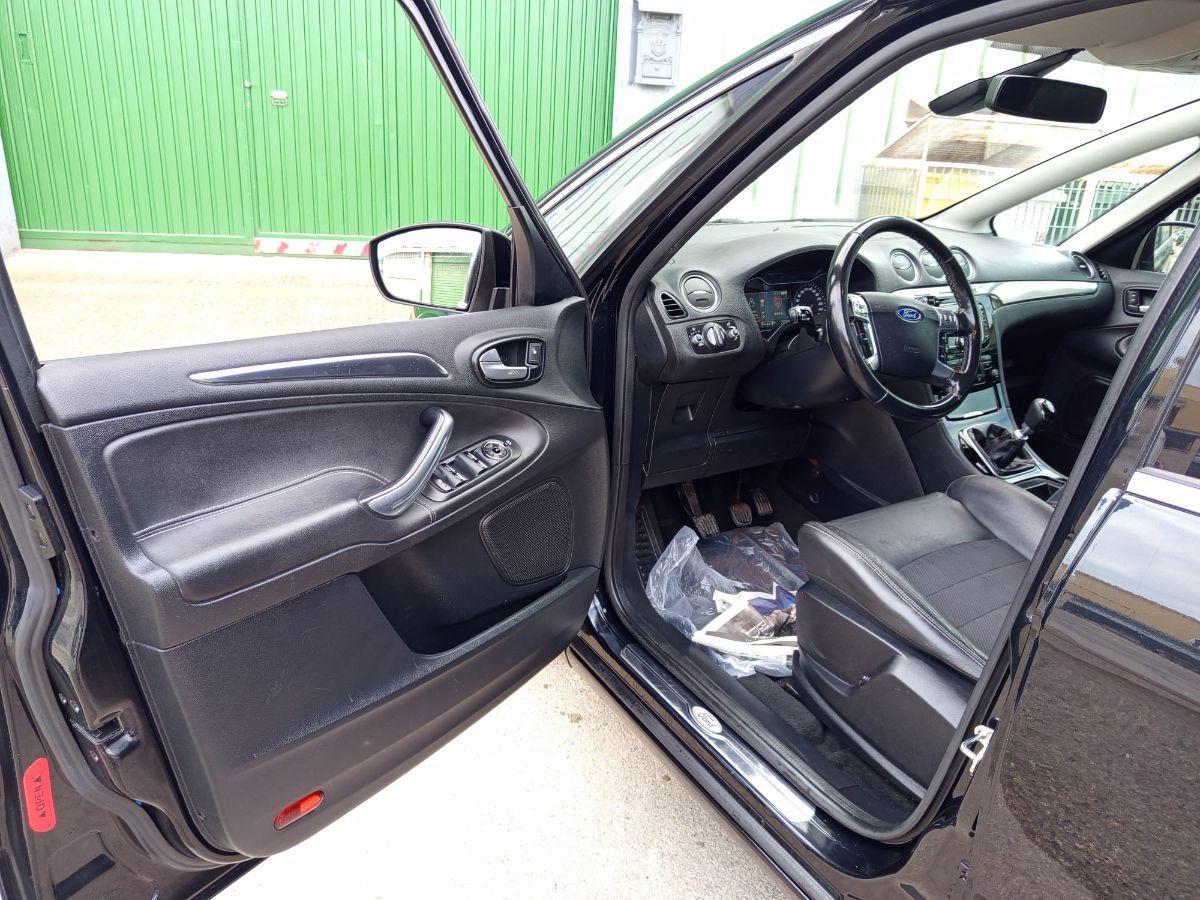 FORD S-Max 2.0 TDCi 163CV Titanium - 2013